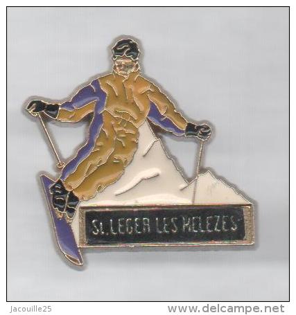 PINS PIN'S  SKI  NEIGE SPORT D'HIVER RANDONNEE SAINT LEGER LES MELEZES - Pin-ups