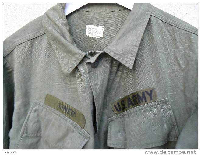 Lot Veste PARA ? écussonnée + Paire De Bottes US Guerre Du Vietnam Attribué - Equipement