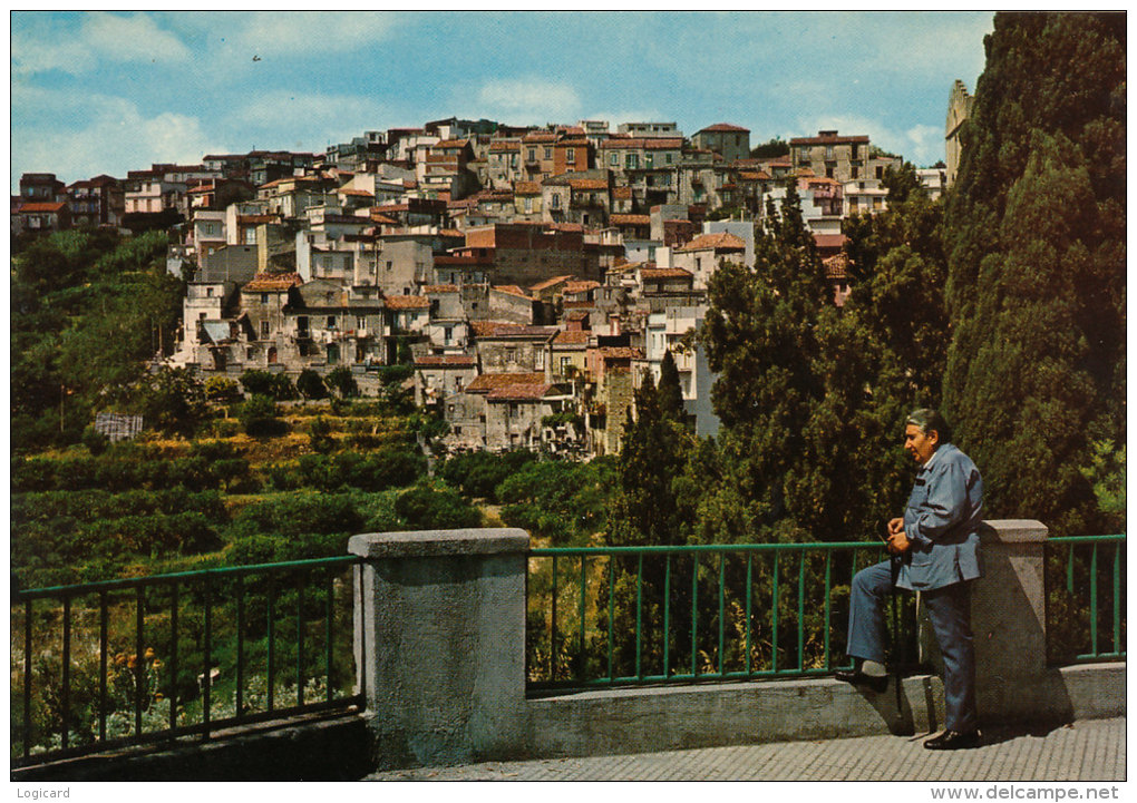 MONFORTE SAN GIORGIO (ME) PANORAMA CON UOMO IN PRIMO PIANO - Messina