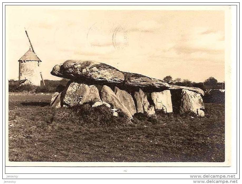 DOLMEN DE KERBOURG. REF 15603 - Dolmen & Menhirs