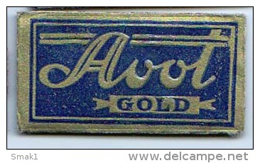 RAZOR BLADE RASIERKLINGE AVOT  GOLD   GERMANY - Lames De Rasoir