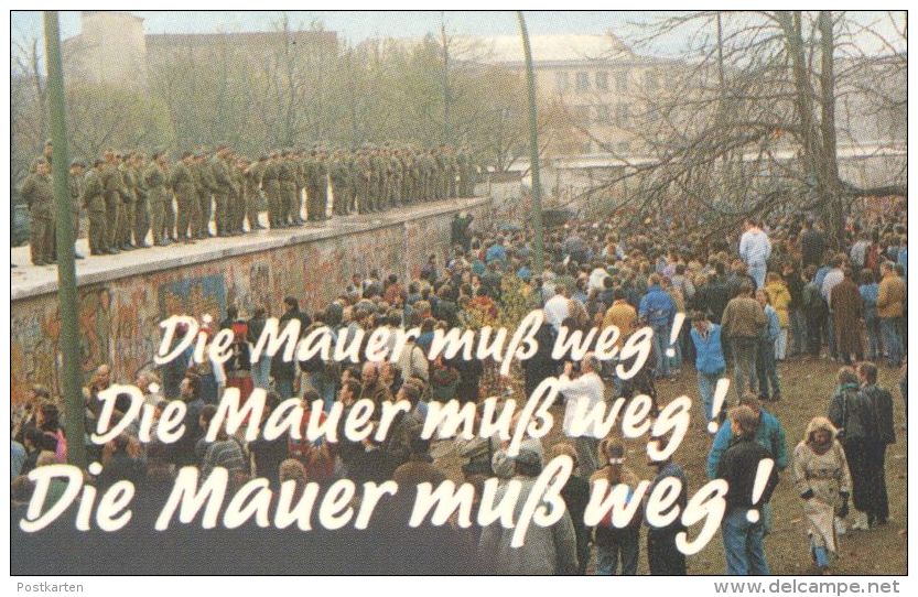 ÄLTERE POSTKARTE BERLIN BRANDENBURGER TOR DIE MAUER MUSS WEG SOLDATEN CHUTE DU MUR WALL Soldier Soldat Graffiti Grafiti - Brandenburger Door