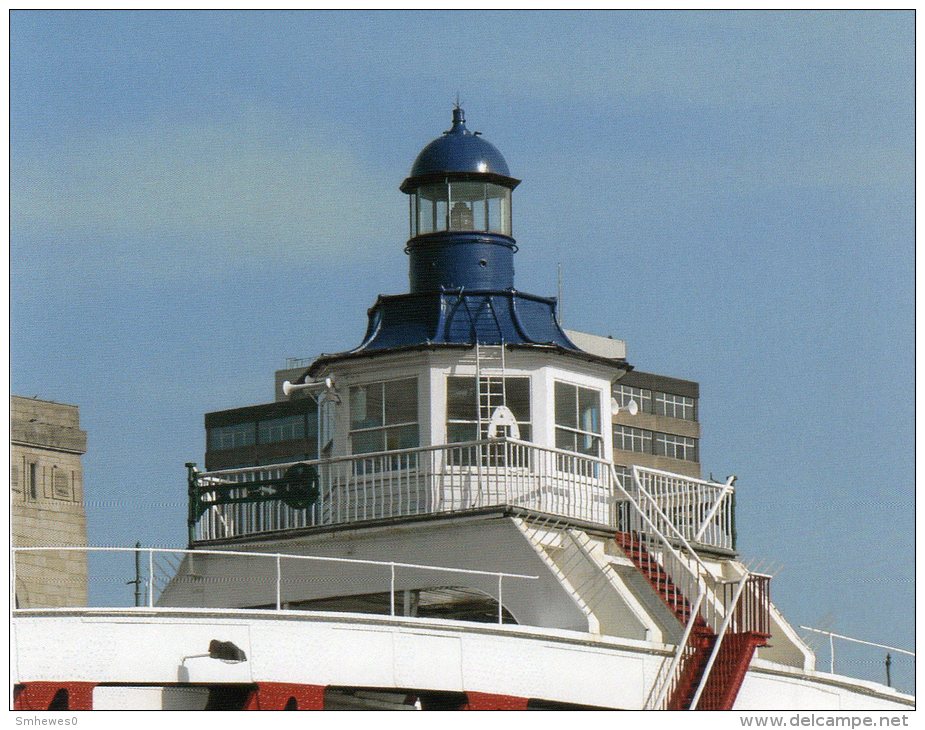 Postcard - Newcastle Swing Bridge Lighthouse, Tyne & Wear. SMH08 - Lighthouses