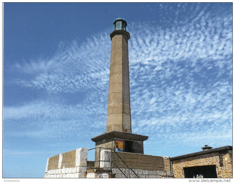 Postcard - Margate Harbour Arm Lighthouse, Kent. SMH29 - Lighthouses