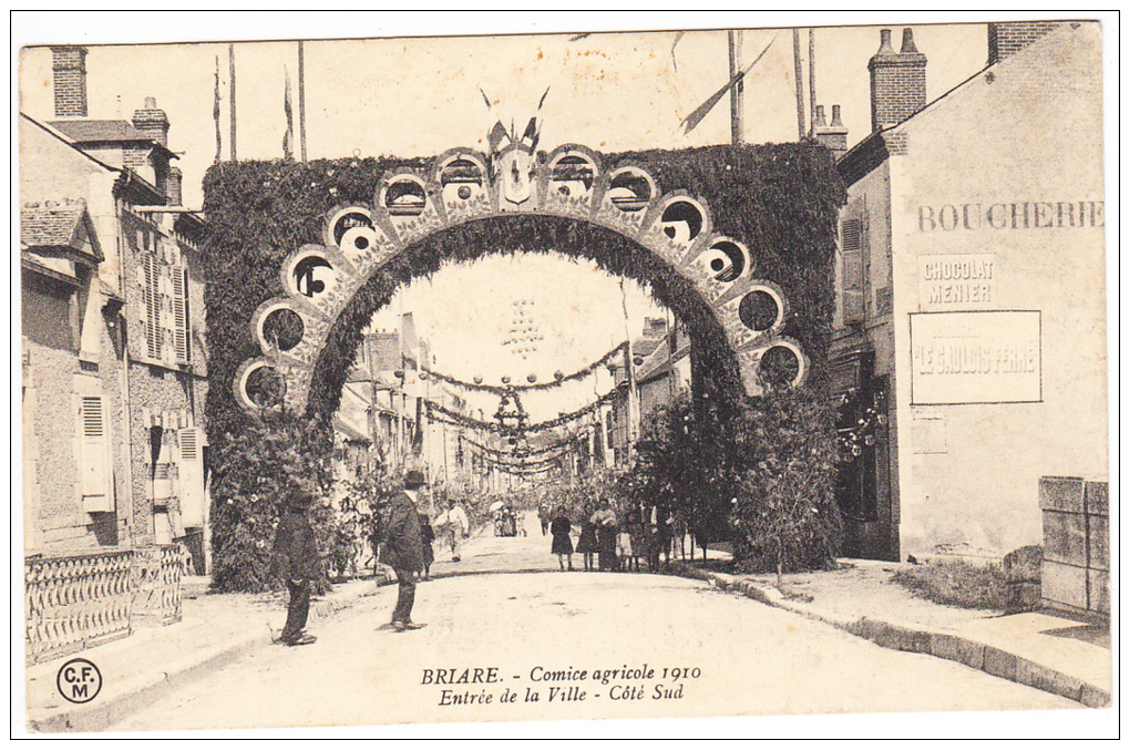 Briare - Comice Agricole 1910 ; Entrée De La Ville - Côté Sud - Briare