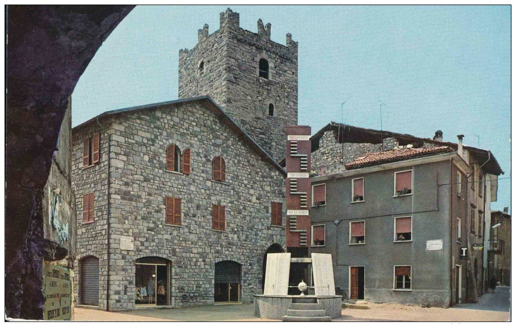 ITALIA CIVIDATE CAMUNOIL MONUMENTO E LA TORRE RARE - Brescia