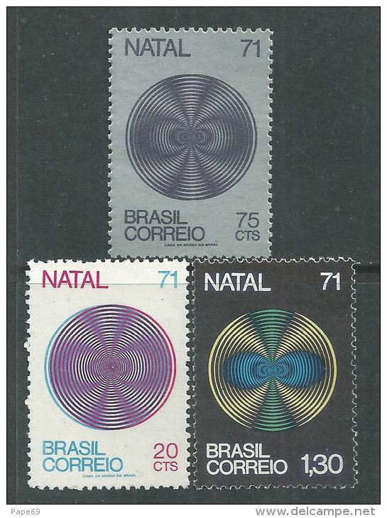 Brésil  N° 974 / 76   XX  Noël Les 3 Valeurs  Sans Charnière, TB - Unused Stamps