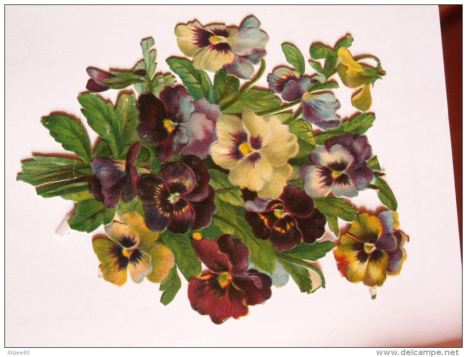 ""  JOLI  DECOUPI  GAUFRE PENSEES  ""  12,5  Cm - Flowers