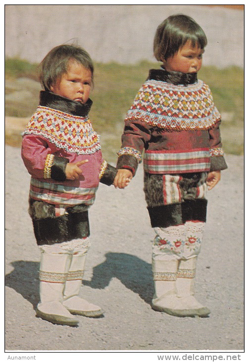 Dinamarca--Groenlandia--Girls From Geenland In Ceremonial Costumes - Groenlandia