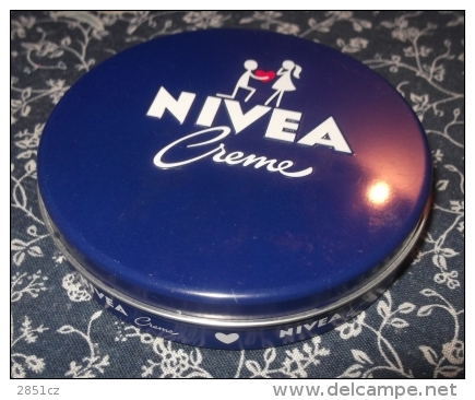 NIVEA BOX - Love Nivea Creme, 75 Ml, For Croatian / Slovenian Market - Boxes