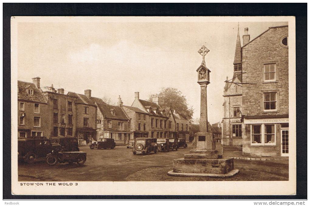 RB 964 - Postcard - Cars At The Cross - Stow On The Wold - Gloucestershire - Autres & Non Classés