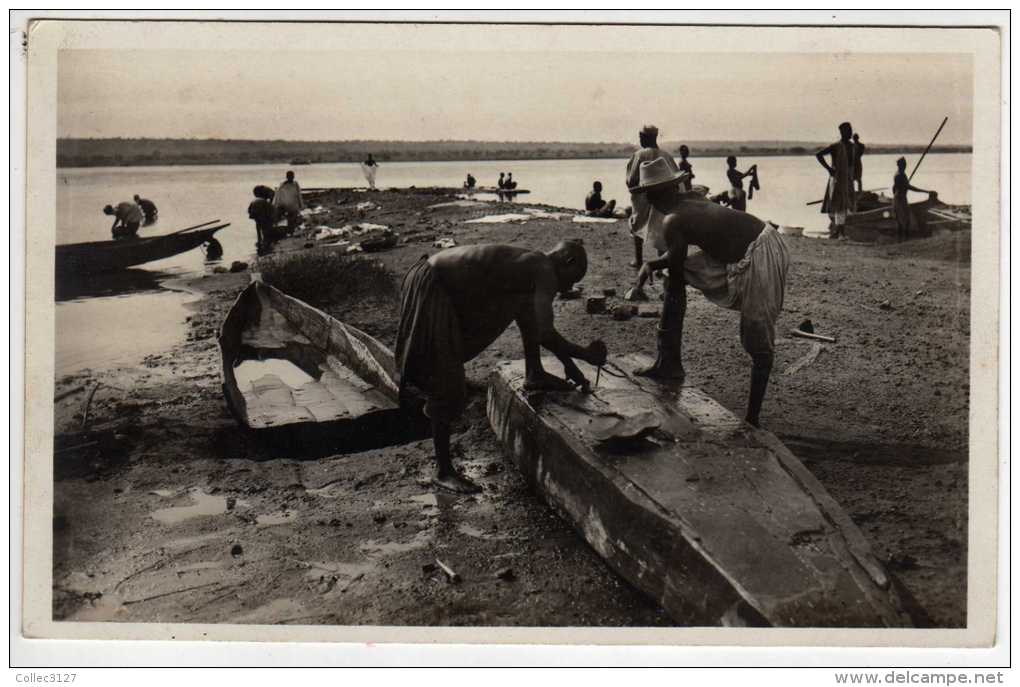 A.O.F. - Soudan - Preparation D'une Pirogue - 1939 - Soudan