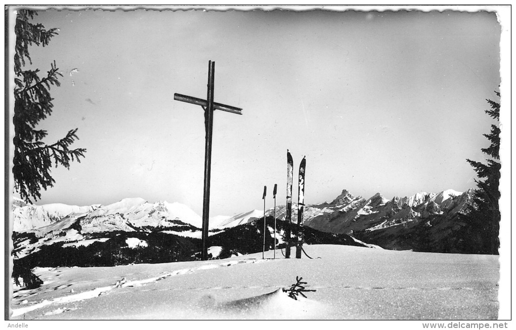 Calvaire De Beauregard - La Pointe Percée - La Clusaz