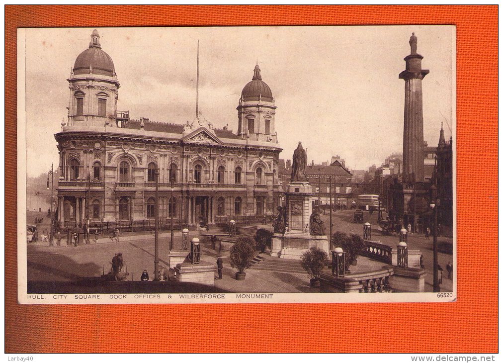 1 Cpa Hull City Square Dock Offices & Wilberforce Monument - Hull