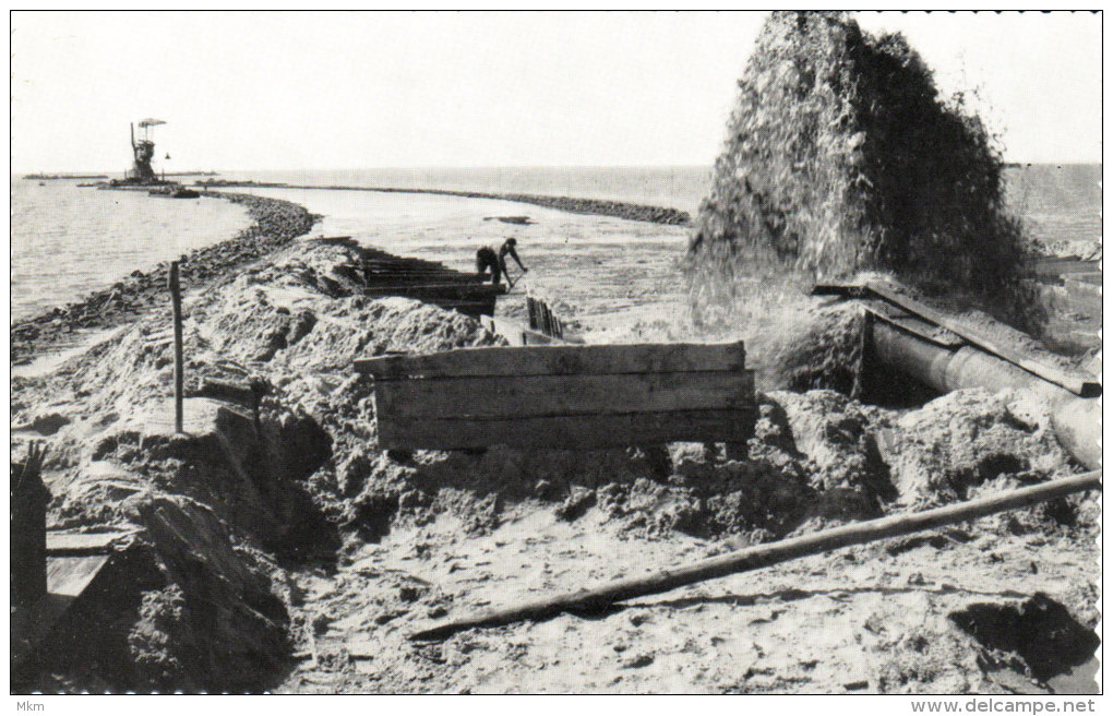 Dijkbouw Z.Flevoland Opspuiten Van Het Zand - Harderwijk