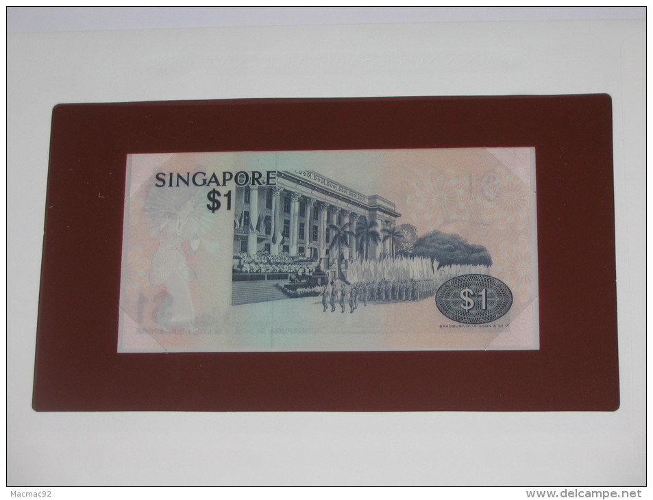 1 One Dollar - SINGAPORE  - Billet Neuf - UNC  !!! **** ACHAT IMMEDIAT *** - Singapur