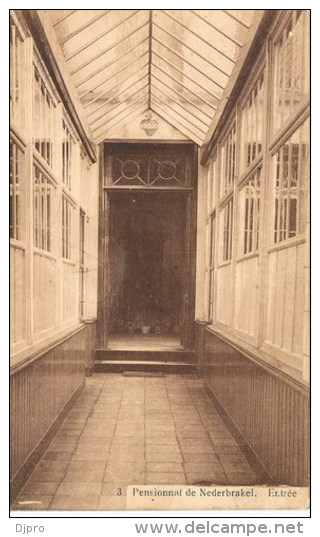 Pensionnat Nederbrakel, Entrée - Brakel