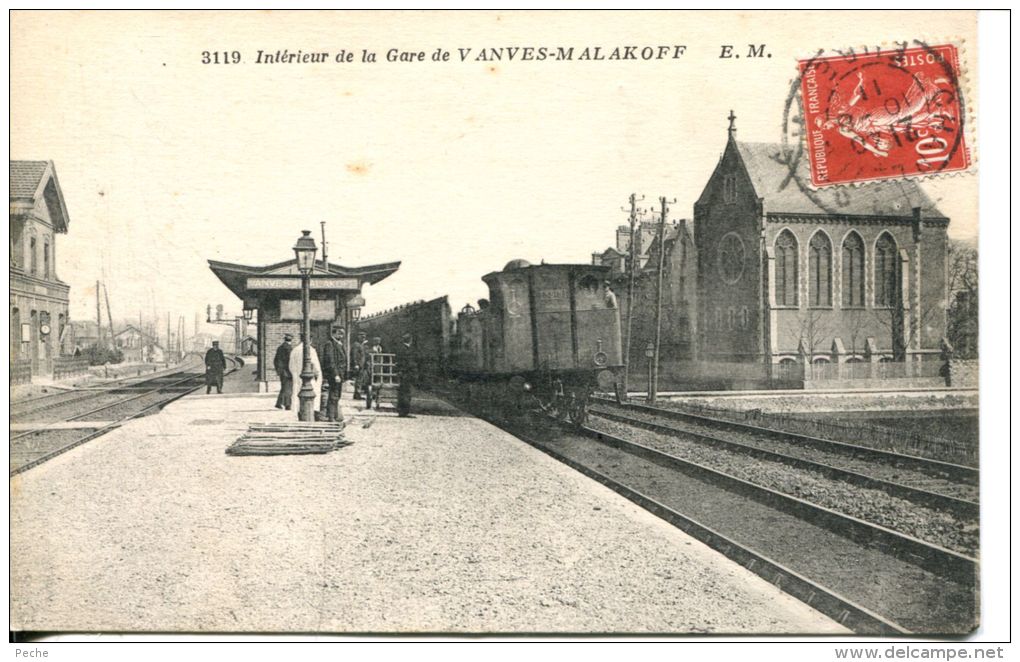 N°36286  -cpa Intérieur De La Gare De Vanves Malakoff- - Gares - Avec Trains