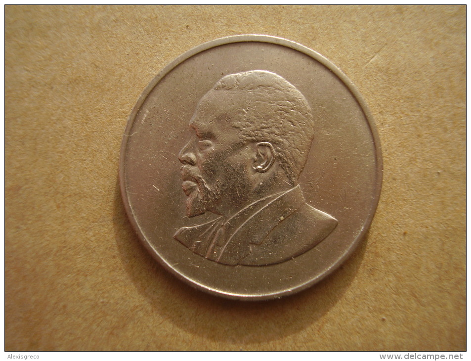 KENYA 1968  ONE SHILLING  KENYATTA Copper-Nickel  USED COIN In GOOD CONDITION. - Kenya