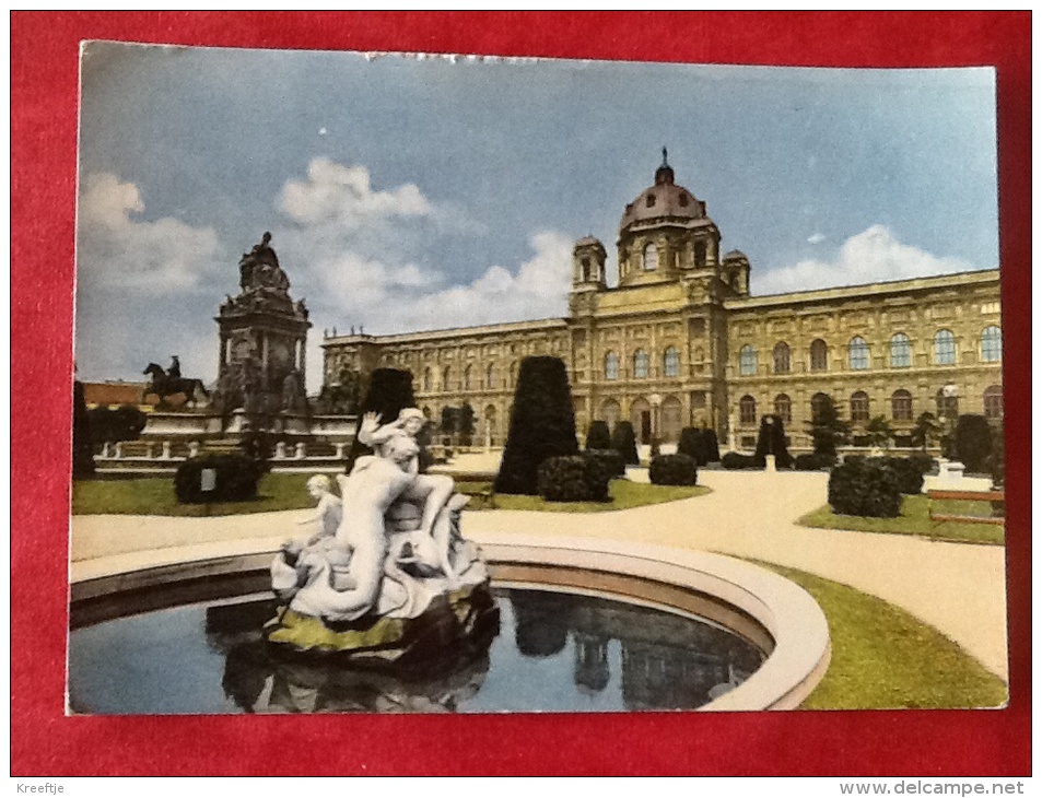 Österreich. Wien. Naturhistorisches Museum Und Kaiserin Maria Theresia Monument -> Belgien 1955 - Museen