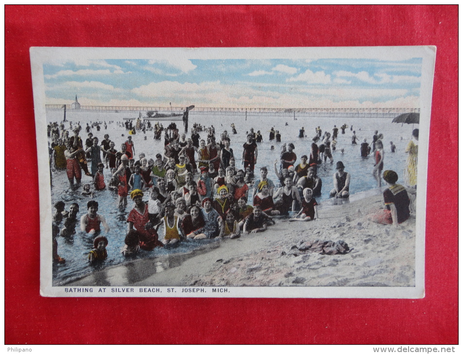 - Missouri > St Joseph  Bathing Silver Beach  Not Mailed    Ref 1143 - St Joseph