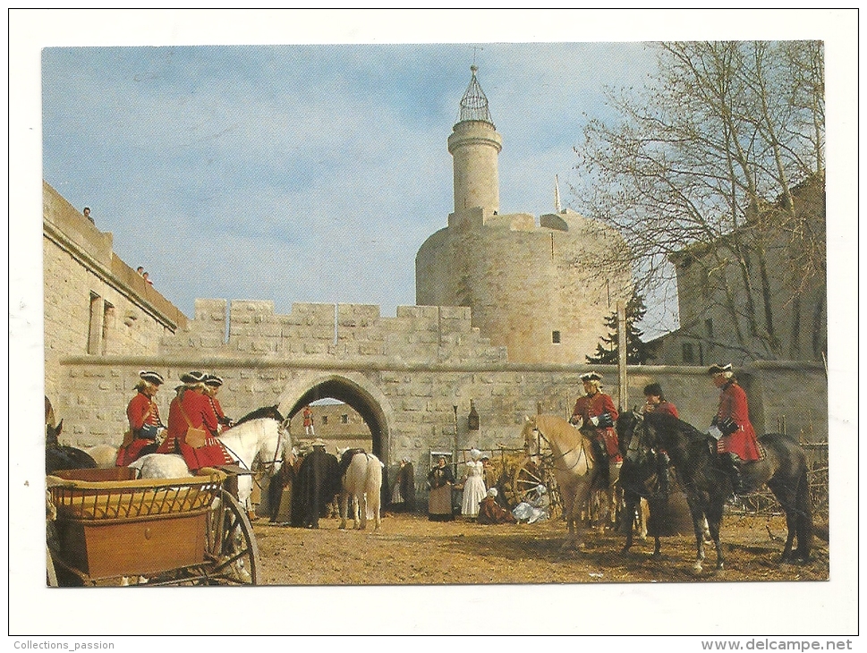 Cp, Cinéma, Aigues-Mortes - La Tour De Constance, Tournage Du Film "Les Prisonnières" - Otros & Sin Clasificación