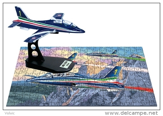 - ITALERI - Maquette Avion Et Puzzle MB-339 P.A.N - 1/100°- Réf AS 855 - - Vliegtuigen