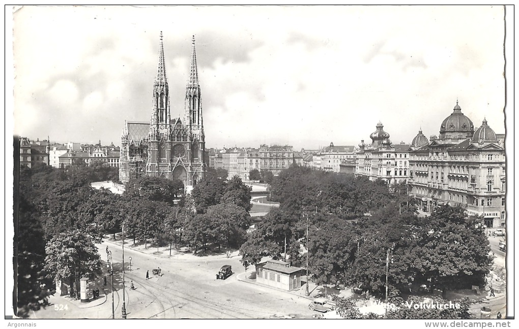 WIEN   VOTIVKIRCHE - Churches