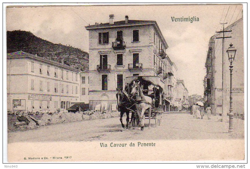 VENTIMIGLIA (IM) - VIA CAVOUR DA PONENTE - CARROZZA  - F/P - V: PRIMI '900 - Imperia