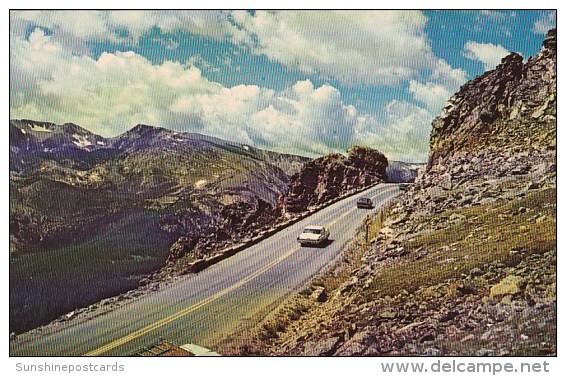 Rock Cut On Trail Ridge Road Rocky Mountain National Park Colorado - Rocky Mountains