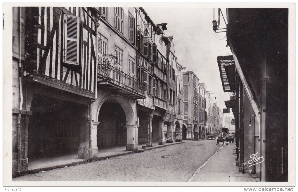 Cp , 17 , LA ROCHELLE , Rue Des Merciers - La Rochelle