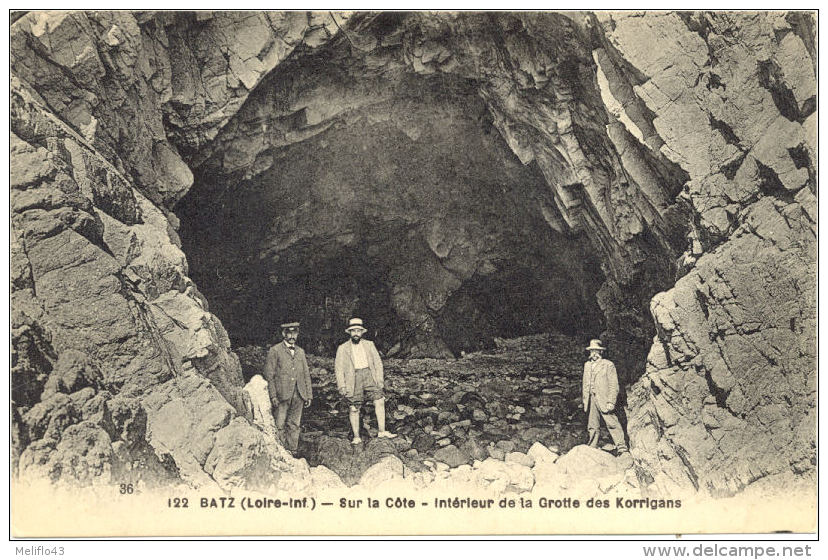 44/CPA A - Batz -  Sur La Cote - Intérieur De La Grotte Des Korrigans - Batz-sur-Mer (Bourg De B.)