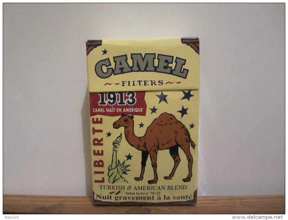 PAQUET VIDE 1913 CAMEL NAIT  EN AMERIQUE - Estuches Para Cigarrillos (vacios)