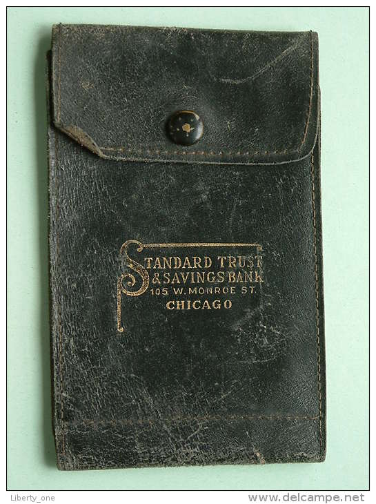 STANDARD TRUST & SAVINGS BANK CHICAGO W. Monroe St 105 ( Old CREDIT CARD HOLDER - For Details See Photo ) !! - Krediet Kaarten (vervaldatum Min. 10 Jaar)
