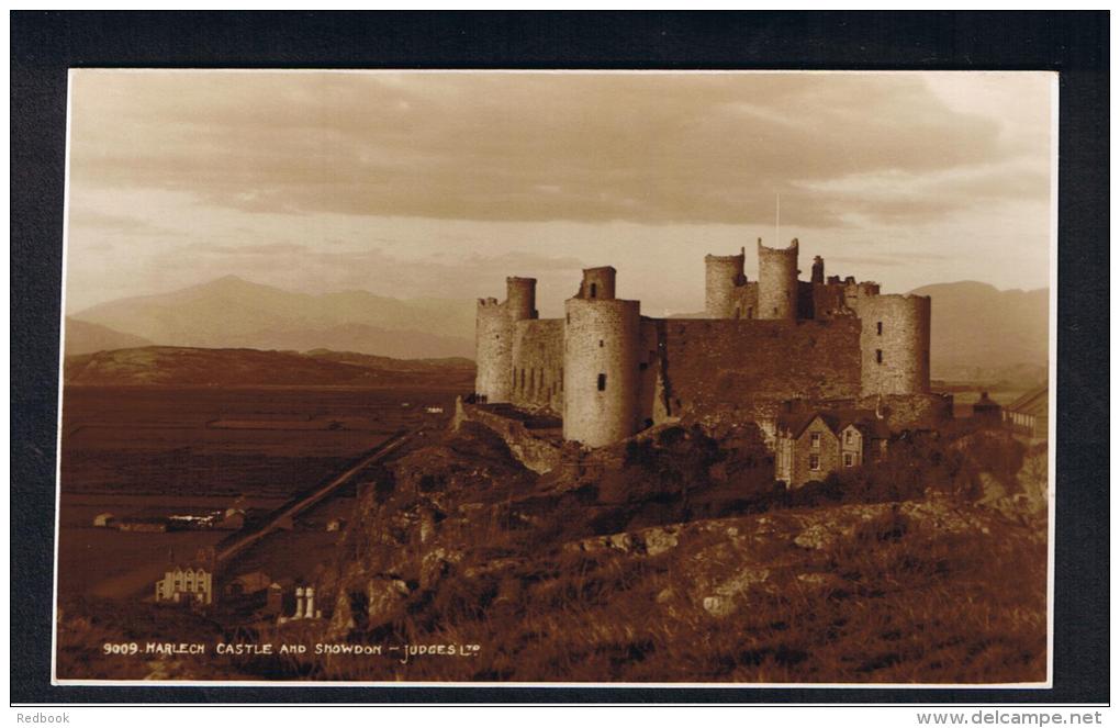 RB 967 - Judges Real Photo Postcard - Harlech Castle And Snowdon - Merioneth Wales - Merionethshire