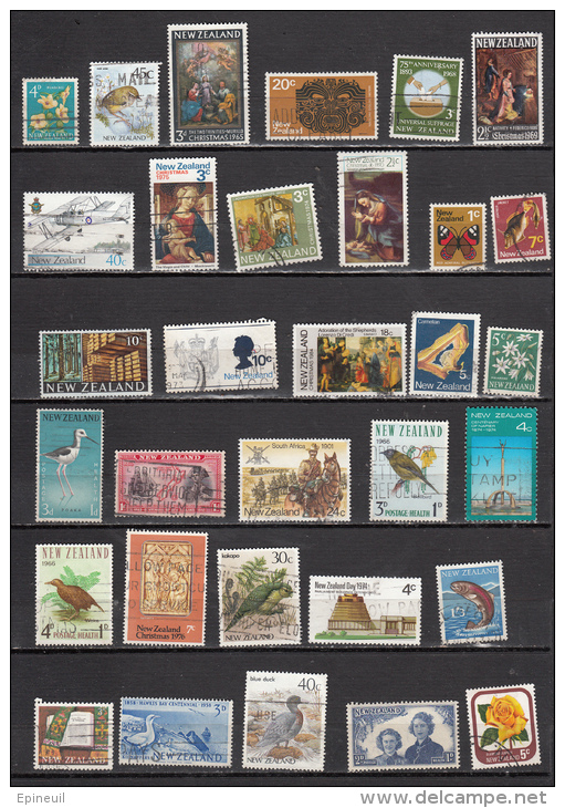 NOUVELLE ZELANDE LOT DE 32 TIMBRES OBLITERES DIFFERENTS - Verzamelingen & Reeksen