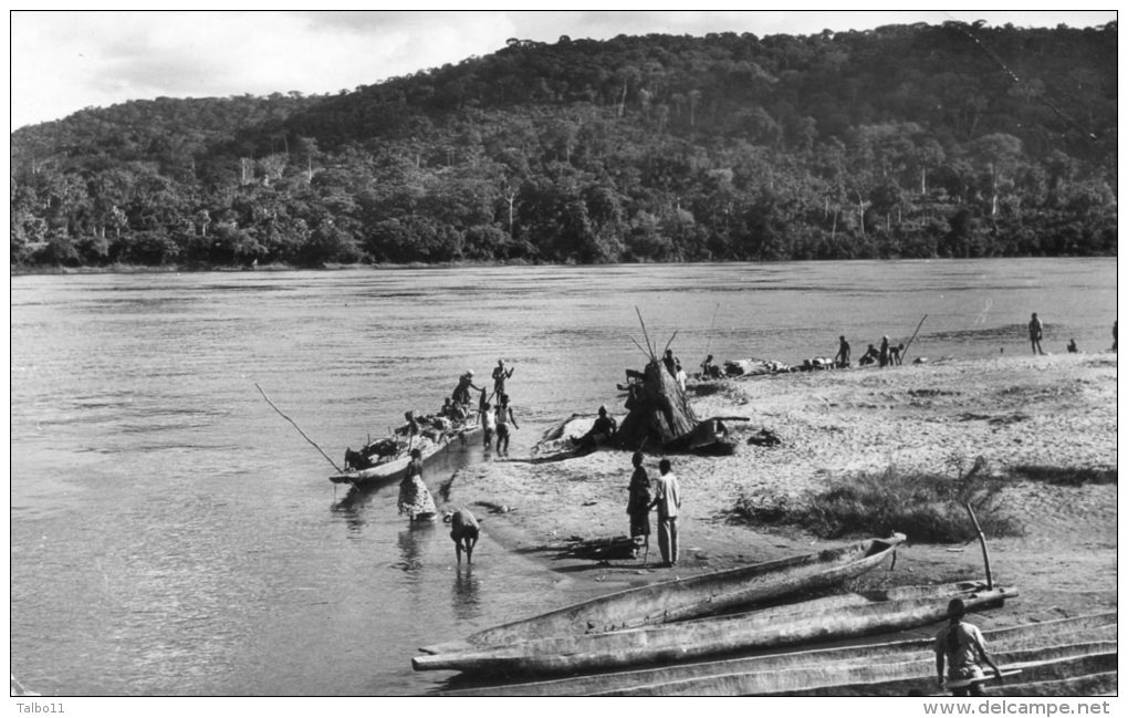 Bangui - Hutte De Pecheurs - Centrafricaine (République)