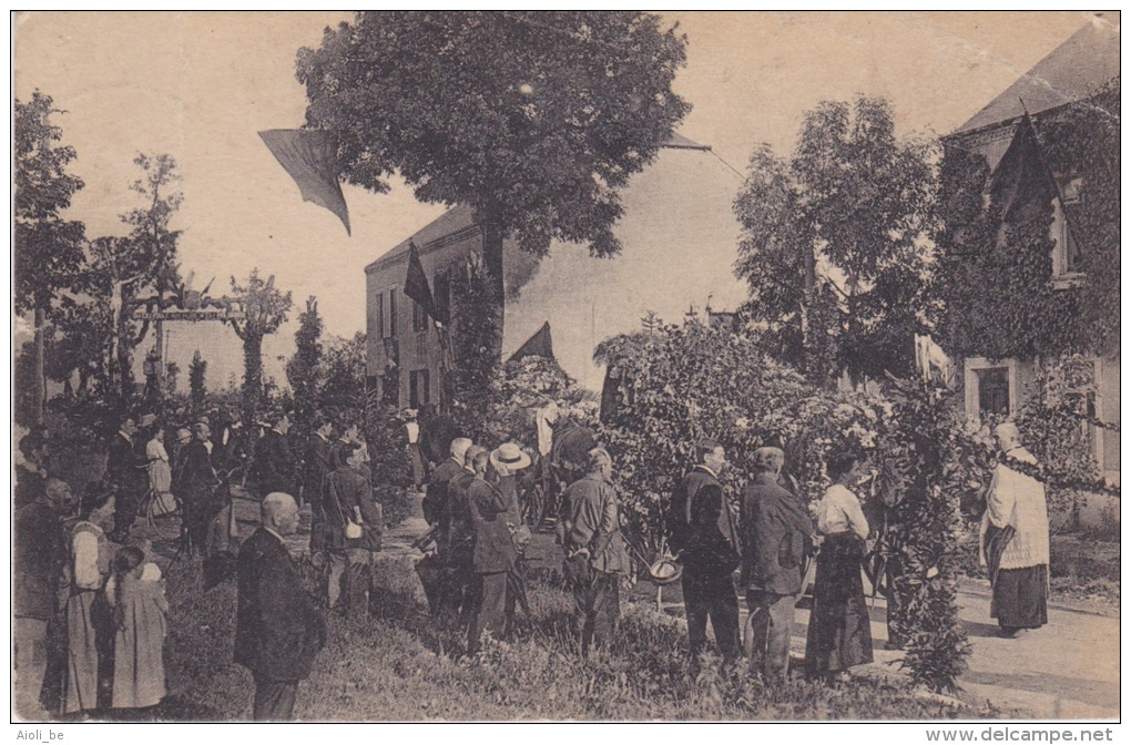 Rossignol -  Manifestation Patriotique Des 18 Et 19 Juillet 1920 En L&acute;honneur Des Martyrs. Le Cortège à Ste-Marie. - Tintigny