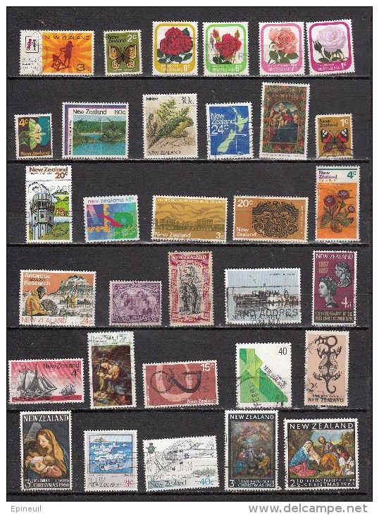 NOUVELLE ZELANDE LOT DE  32 TIMBRES OBLITERES DIFFERENTS - Collections, Lots & Séries