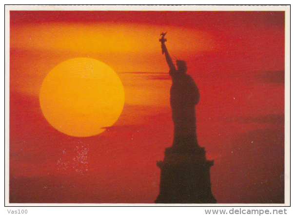 CPA NEW YORK CITY- STATUE OF LIBERTY IN SUNSET - Statua Della Libertà