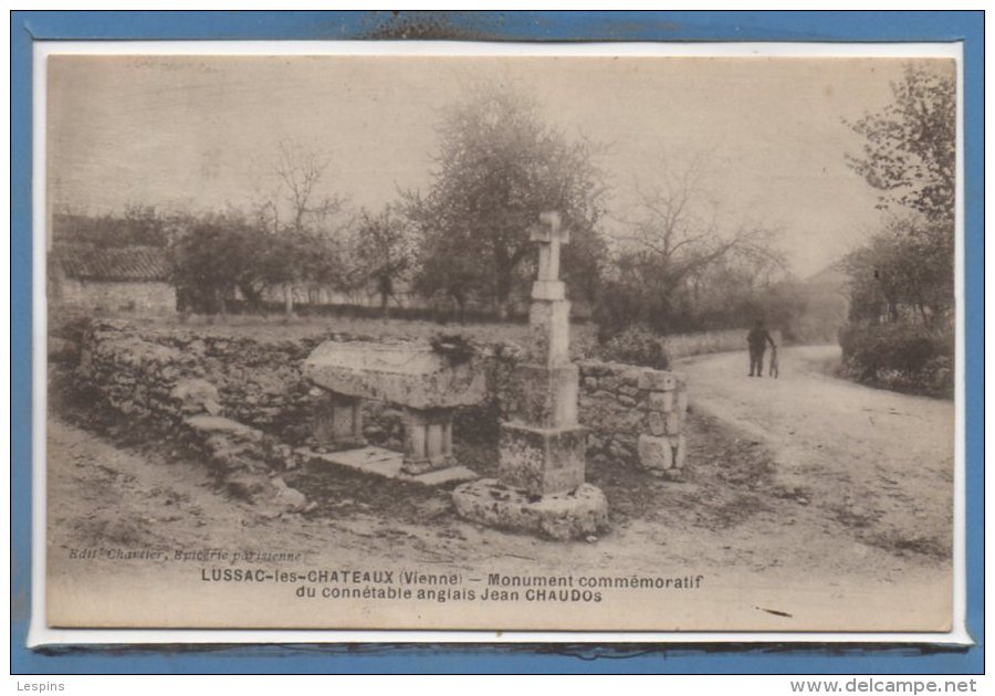 86 - LUSSAC Les CHATEAUX --  Monument Commémoratif... - Lussac Les Chateaux