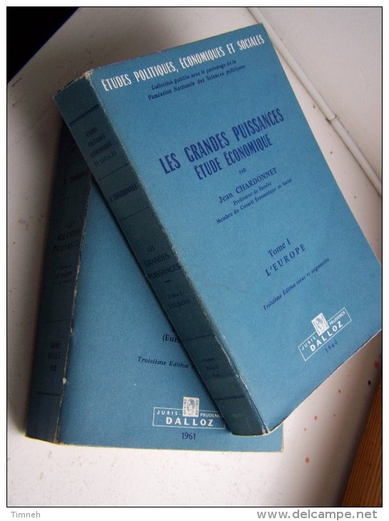 2 TOMES - LES GRANDES PUISSANCES ECONOMIQUES Jean CHARDONNET 1960-1961 L EUROPE LE MONDE JURISPRUDENCE DALLOZ - Derecho