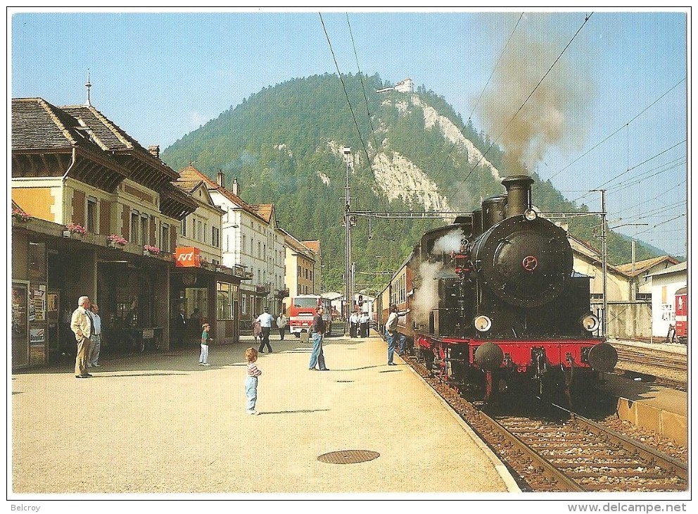 TRAIN Suisse - EISENBAHN Schweiz - FLEURIER (Gare) - Vapeur Val-de-Travers - Krauss-Maffei 030 T N° 16388 - Gares - Avec Trains