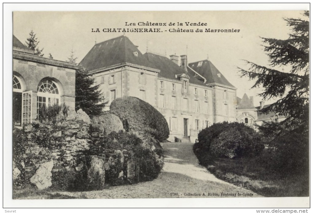 LA CHATAIGNERAIE  -   Château Du Marronnier - La Chataigneraie