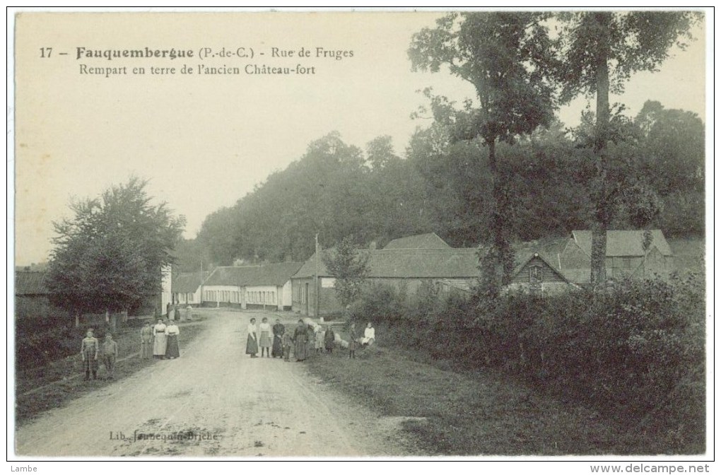 FAUQUEMBERGUES - Rue De Fruges - Rempart En Terre De L'ancien Château-fort - Fauquembergues