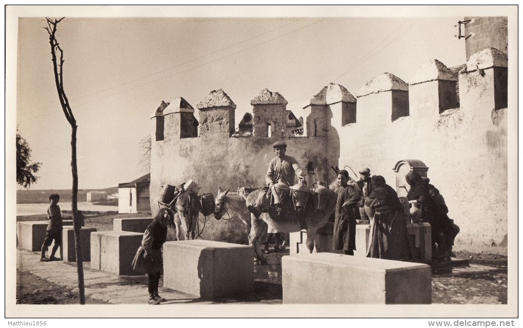 Grande Foto Original Enero 1924 TOLEDO (Tolède) - Aguador De Una Fuente Pública (A54) - Toledo