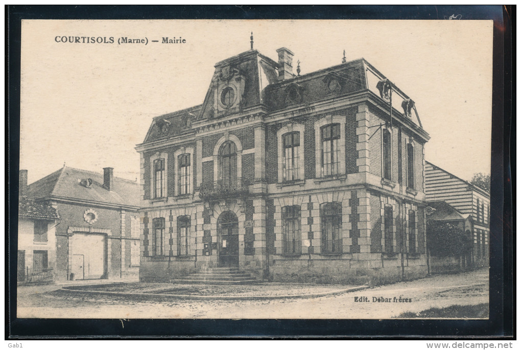 51 --- Courtisols ---  Mairie - Courtisols