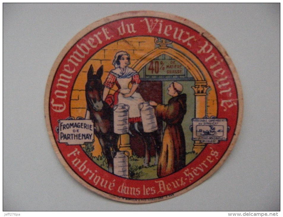 Etiquette Camembert - Du Vieux Prieuré - Fromagerie De Parthenay  79 - Deux-Sèvres  A Voir ! - Kaas