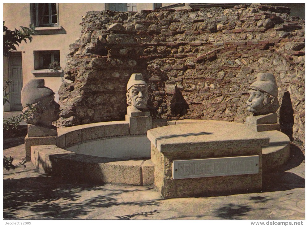 BF1058 Canet Saint Nazaire En Roussillon Place De La Tour    2 Scans - Canet En Roussillon