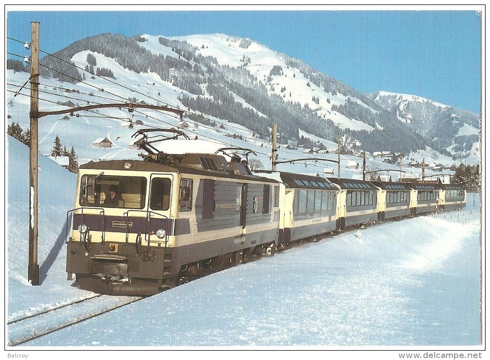 TRAIN Suisse - EISENBAHN Schweiz - LES COMBES (entre Rougemont Et Château-d'œx) - "Panoramic", Loc. GDe 4/4 6001 "Vevey" - Trains